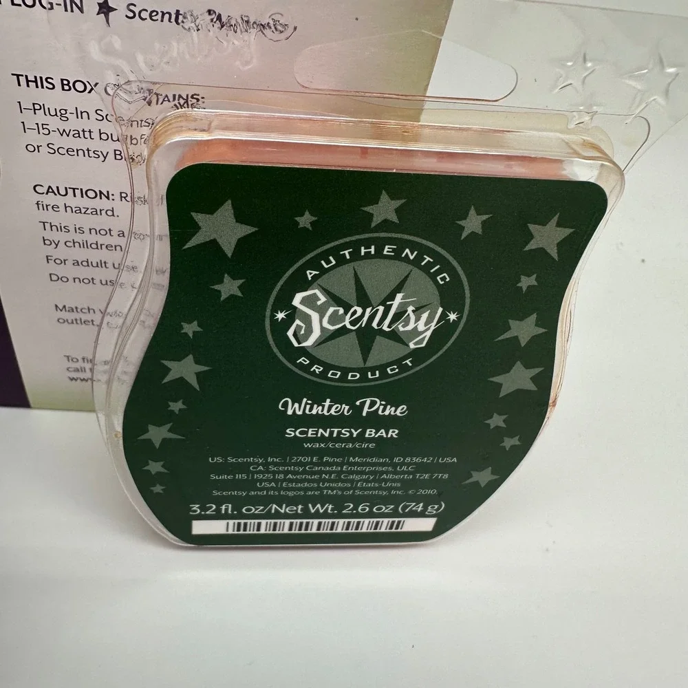 Scentsy‎ Mini-Wax Warmer Plug-In Tea Rose Nightlight Scent w/ Winter Pine Wax